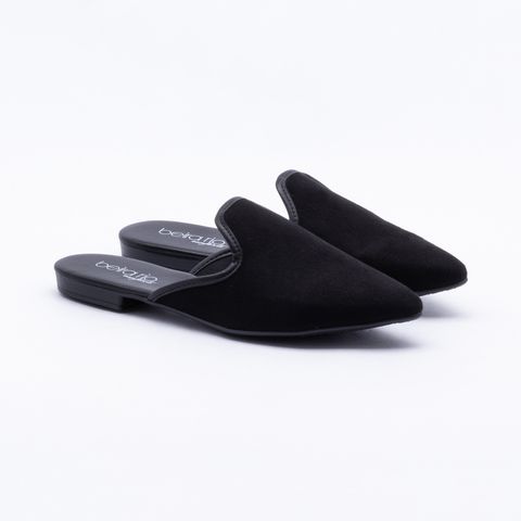 mule preto beira rio